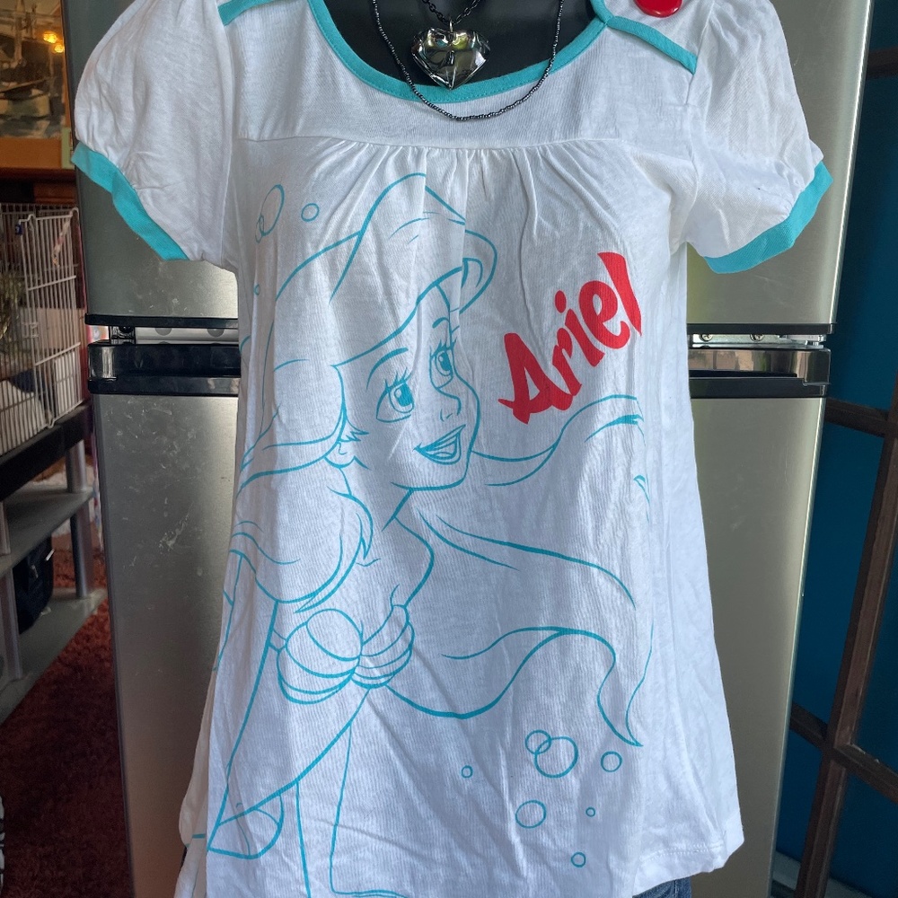 Disney's Ariel Women's White Shirt Size Small